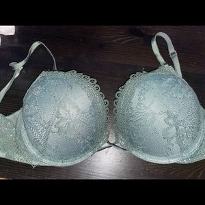 Victoria’s Secret Bombshell Bra